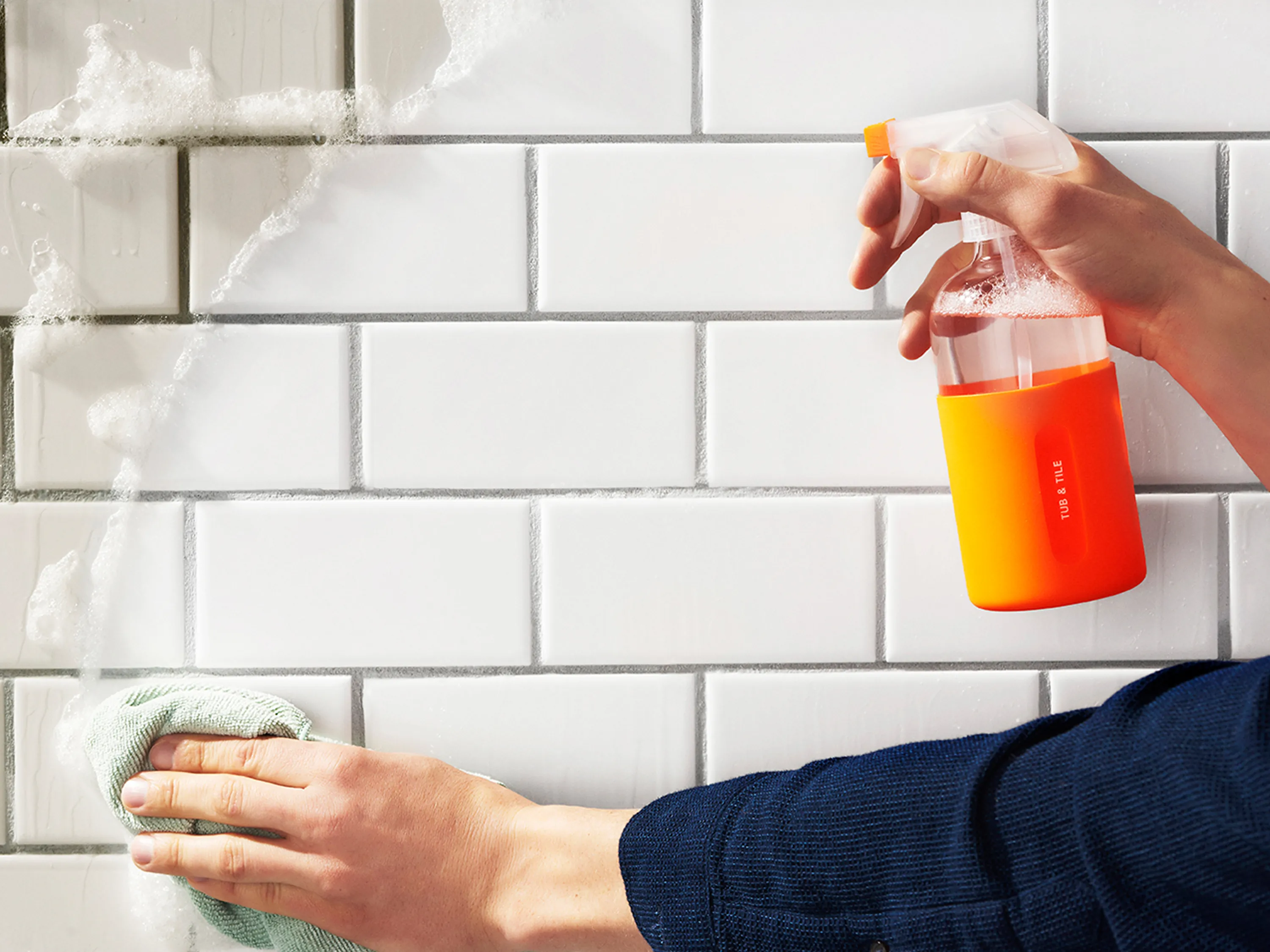 Tile cleaner